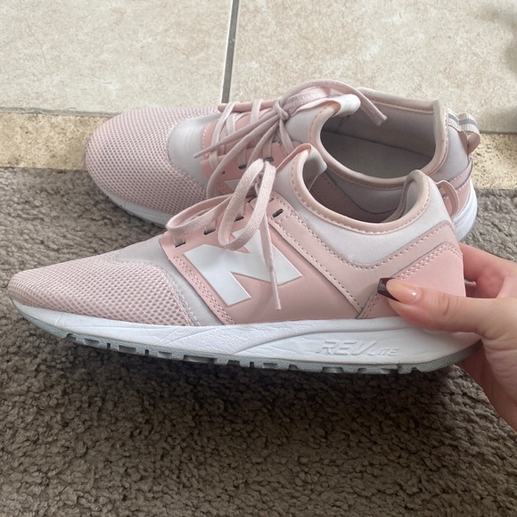 New Balance 247SC in Pale Pink - Picture 1 of 3